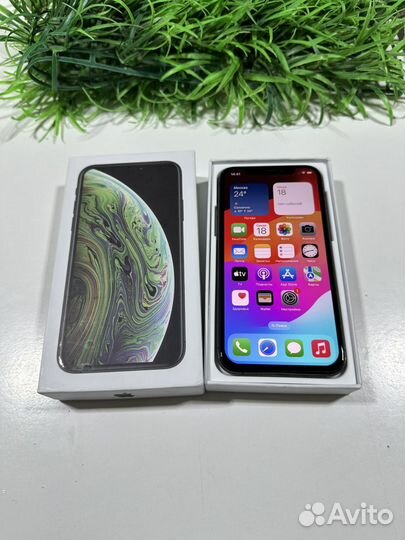 iPhone Xs, 64 ГБ