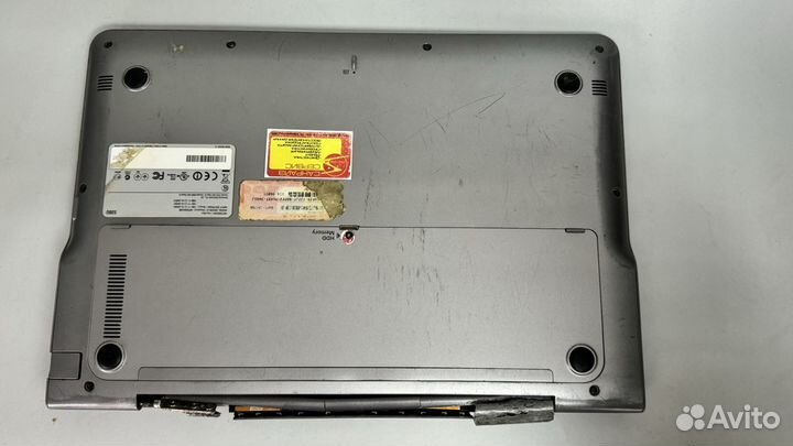 Нерабочий ноутбук Samsung NP530U3B