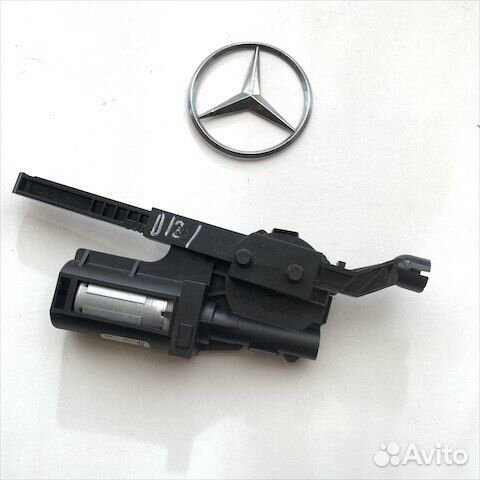 Мотор подголовника Мерседес w207
