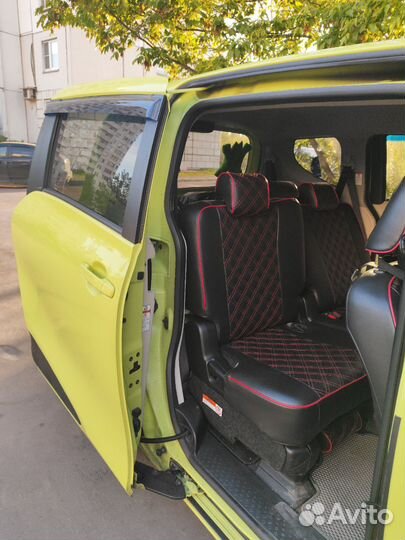 Toyota Sienta 1.5 CVT, 2018, 97 000 км