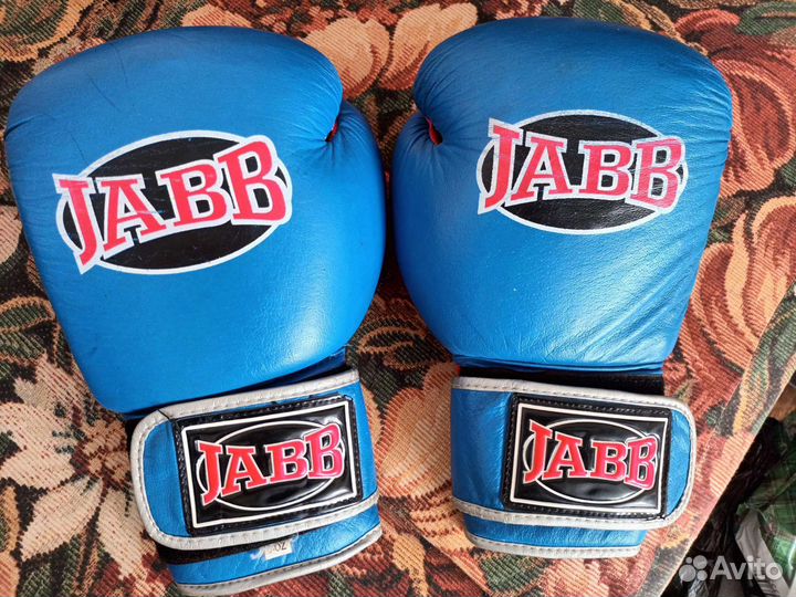 Боксерские перчатки