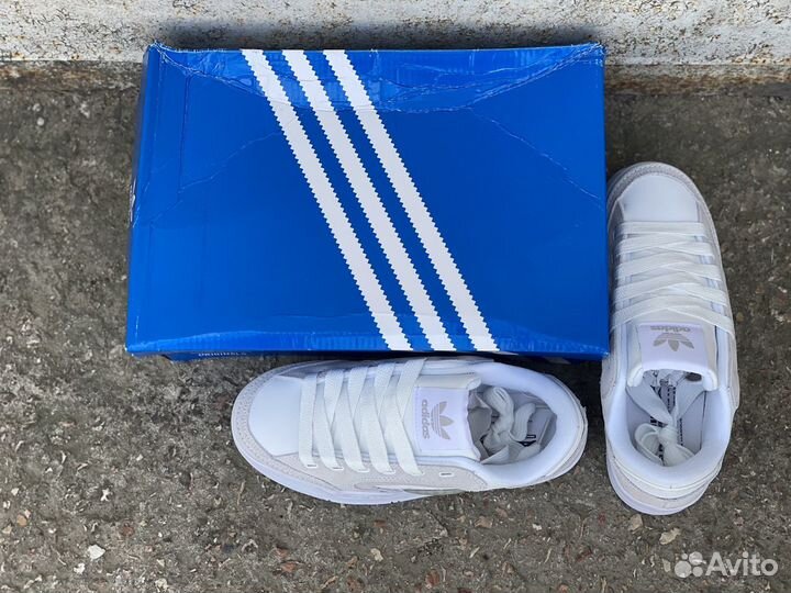 Кроссовки Adidas