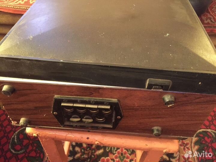 Катушечный магнитофон