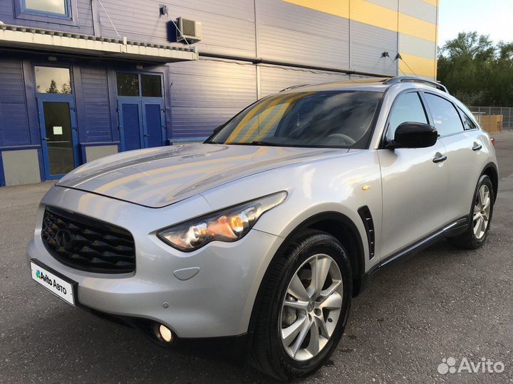 Infiniti FX37 3.7 AT, 2011, 200 000 км