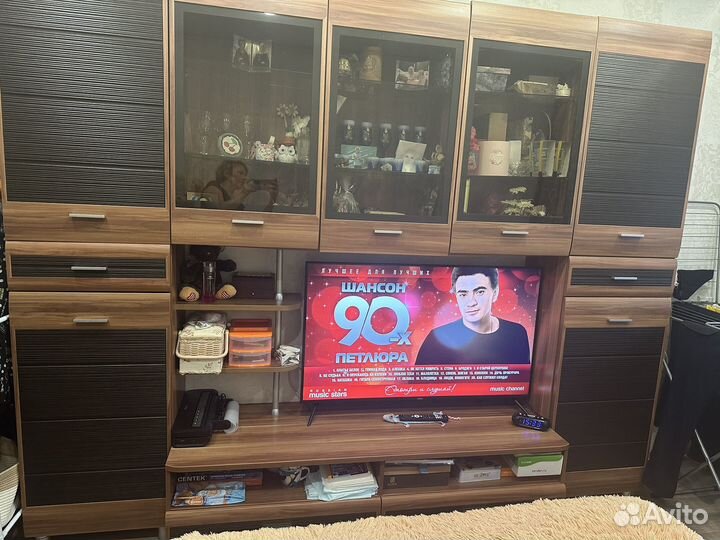 Стенка в гостиную