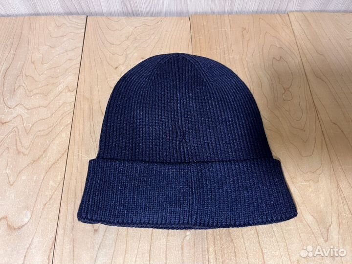 Мужская шапка hugo