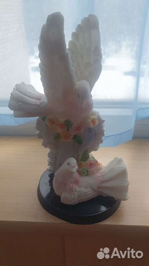 Статуэтка голуби