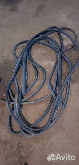 Уплотнитель дверного проема Renault Logan седан