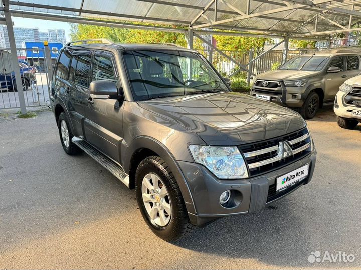 Mitsubishi Pajero 3.2 AT, 2010, 251 240 км