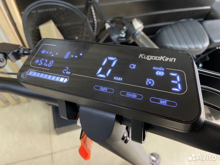 Электросамокат Kugoo G3