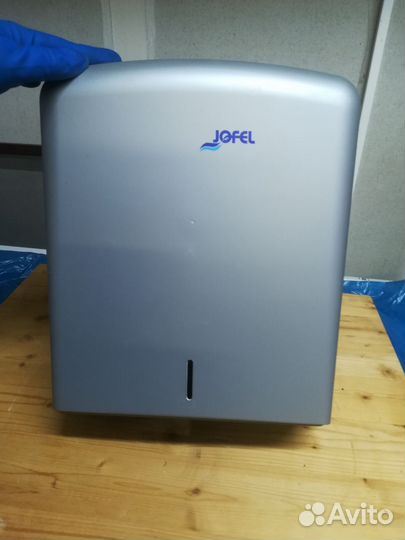 Держатель для бумажных полотенец