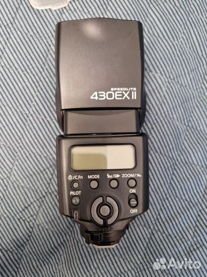 Вспышка Canon Speedlite 430EX II