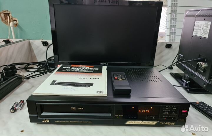 Видеомагнитофон JVC HR-D522A (DK)