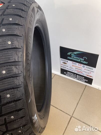 Bridgestone Blizzak Spike-02 SUV 255/65 R17 110T