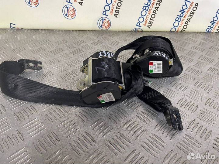Ремень безопасности Audi A3