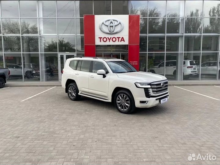 Toyota Land Cruiser 3.3 AT, 2024