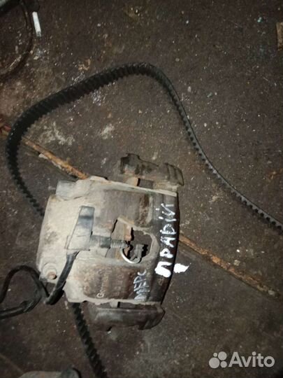 Суппорт тормозной передний правый mercedes w210