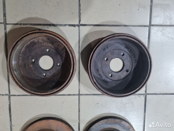 Тормозной диск Ford Mondeo 1 1.8 TD