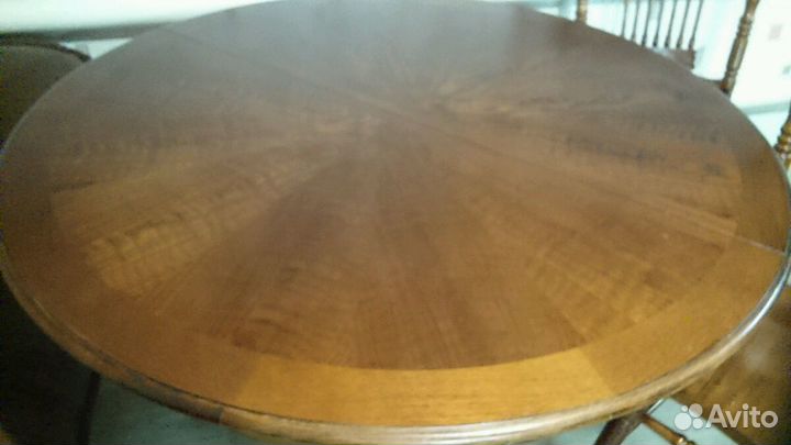 Деревянная кухонная мебель