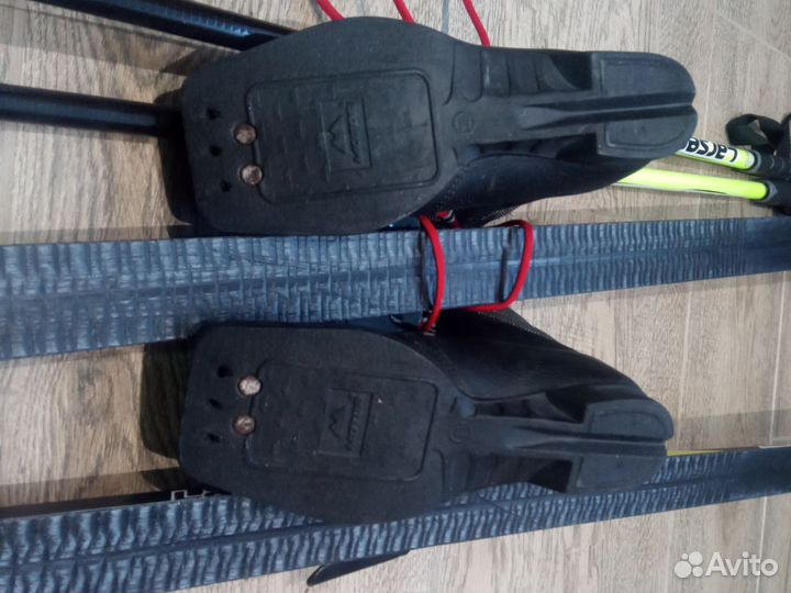 Беговые лыжи