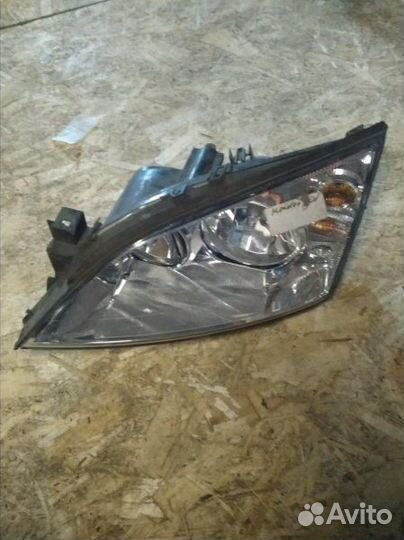 Фара левая Ford Mondeo 3 2003