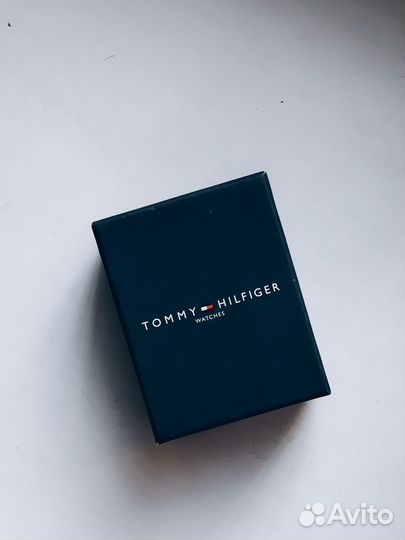 Часы tommy hilfiger