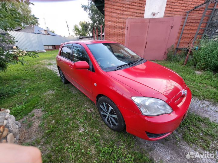 Toyota Corolla Runx 1.5 AT, 2004, 304 548 км