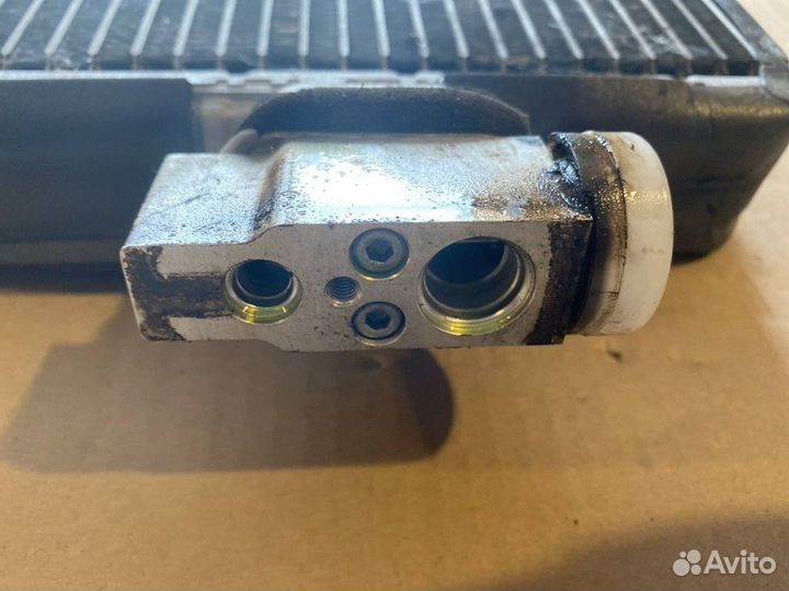 Испаритель кондиционера Mitsubishi Lancer