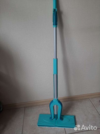 Швабра Leifheit Picobello Plus с механизмом отжима