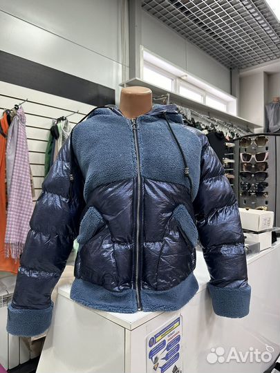 Продам пакетом куртки