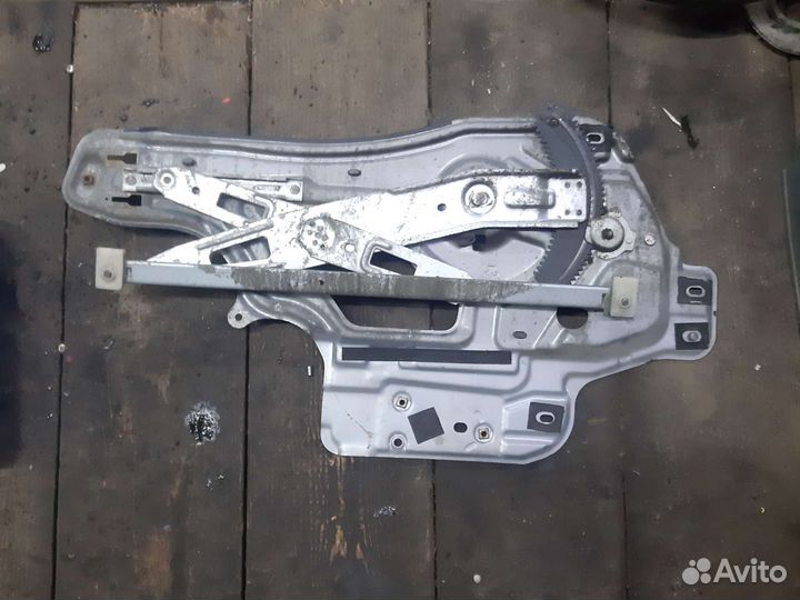 Стеклоподъемник передний левый Hyundai Santa-Fe