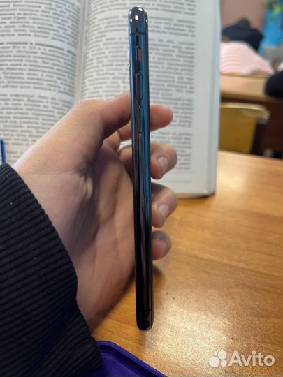 iPhone Xs, 64 ГБ
