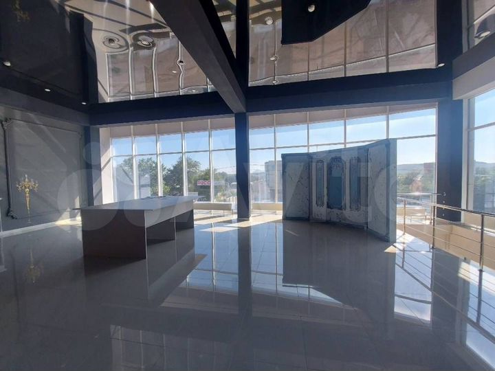 Продам помещение свободного назначения, 1000 м²