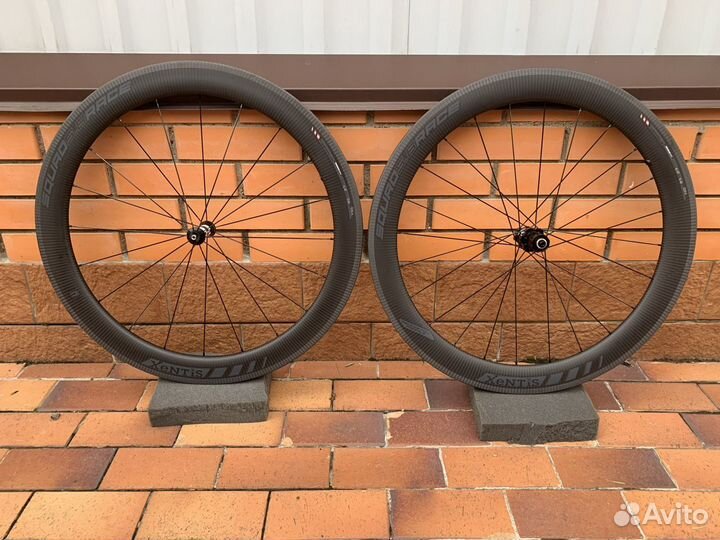 Шоссейные карбоновые колеса Xentis Squad 5.8 Race