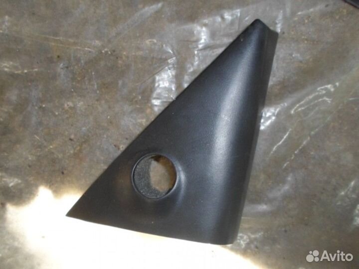 Крышка зеркала внутренняя правая Zaz Chance 2009-2