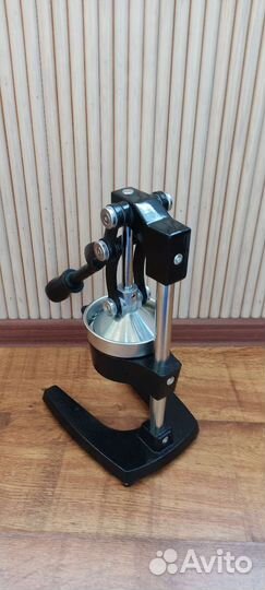 Соковыжималка-пресс ручная