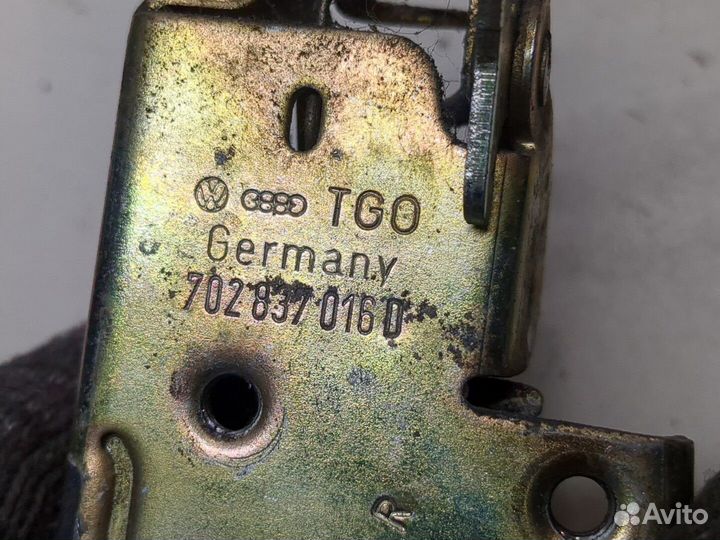 Замок двери Volkswagen Transporter 4, 2001