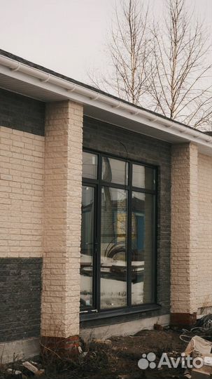 Остекление входной группы