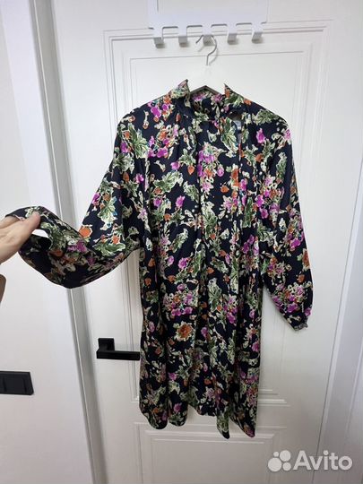 I am studio платье