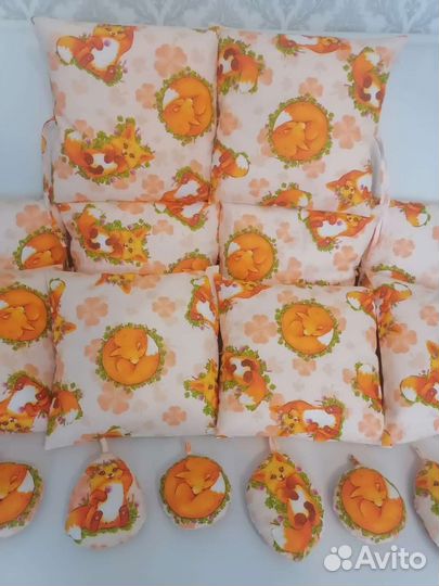 Бортики(12 подушек 30/30) в детскую кроватку новые