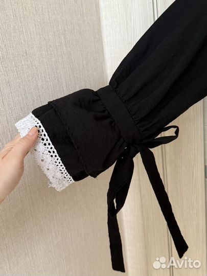 Платье женское с рюшами и воланами