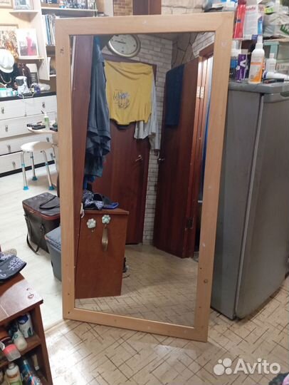 Зеркало настенное