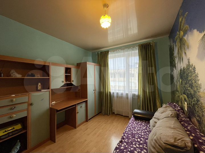 3-к. квартира, 65 м², 10/10 эт.