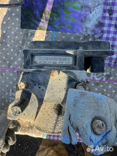 Блок ABS Bmw 5-Series е60/61