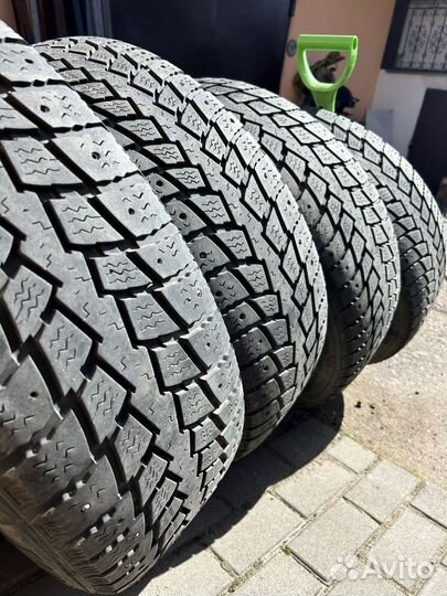 Kumho Power Grip KC11 265/70 R17 118Q