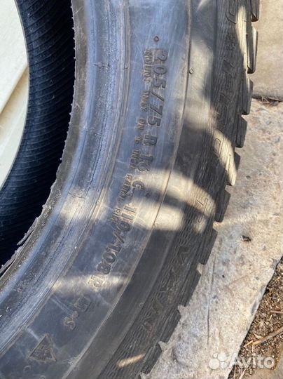 Kumho 946S 125/35 R16