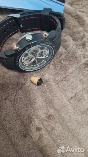 Часы наушник