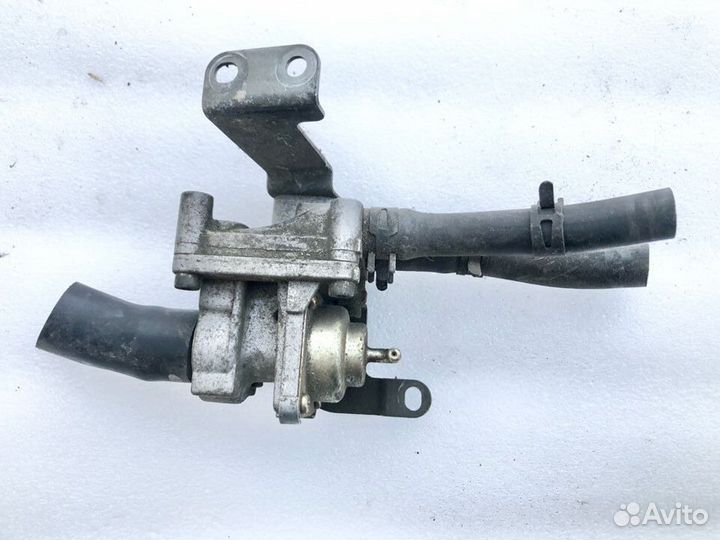 Yamaha XVS 1100 клапан вентиляции