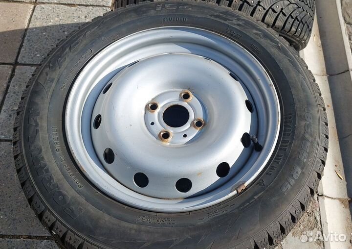 Pirelli Formula Ice 185/65 R15 88T