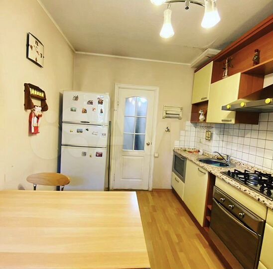 2-к. квартира, 62 м², 3/10 эт.